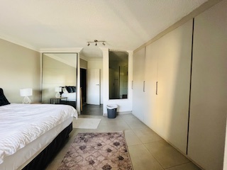 2 Bedroom Property for Sale in Sandhurst Gauteng