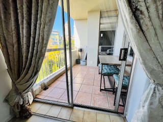 2 Bedroom Property for Sale in Sandhurst Gauteng