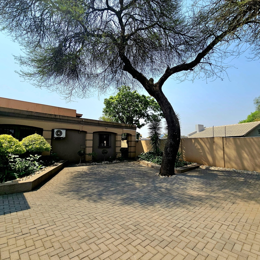 To Let commercial Property for Rent in Doringkloof Gauteng