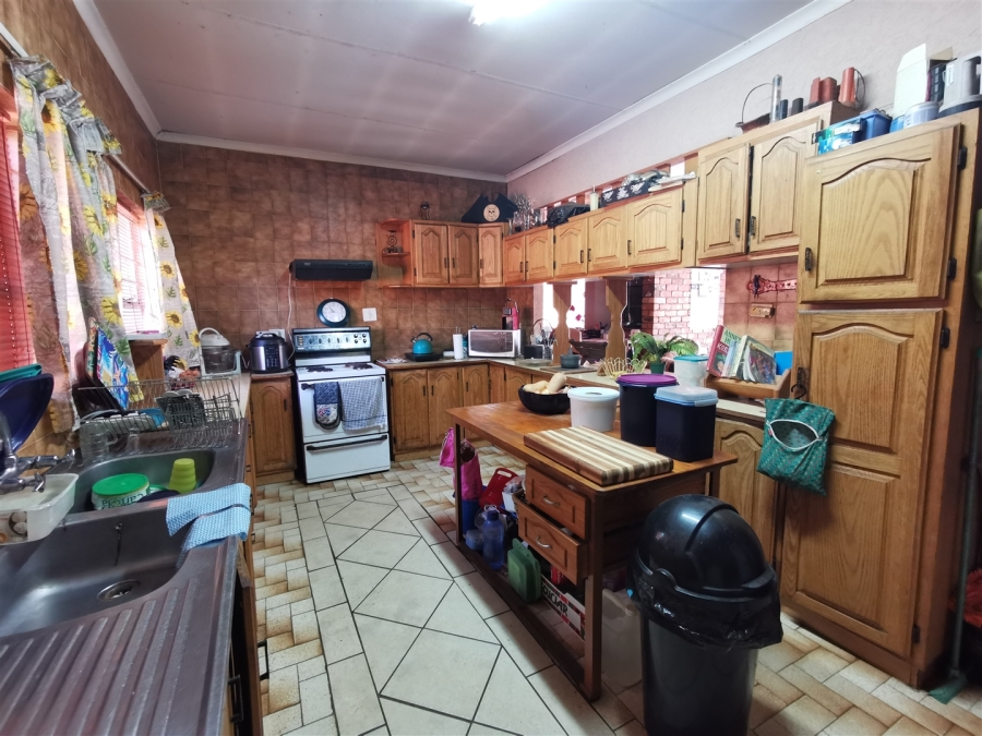 4 Bedroom Property for Sale in Karenpark Gauteng