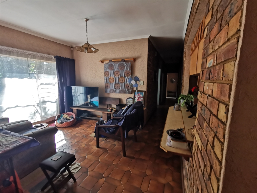4 Bedroom Property for Sale in Karenpark Gauteng