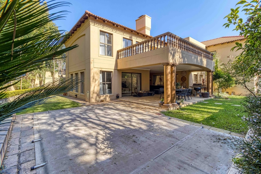 To Let 5 Bedroom Property for Rent in Dainfern Golf Estate Gauteng