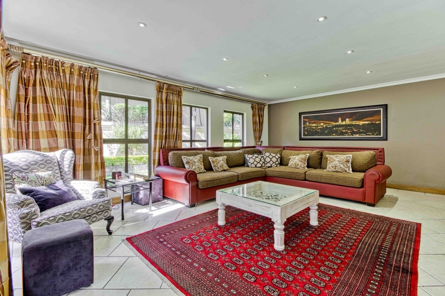To Let 5 Bedroom Property for Rent in Dainfern Golf Estate Gauteng