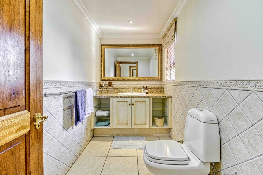 To Let 5 Bedroom Property for Rent in Dainfern Golf Estate Gauteng