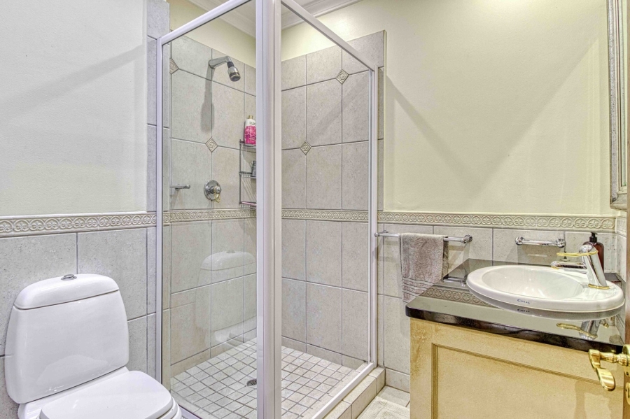 To Let 5 Bedroom Property for Rent in Dainfern Golf Estate Gauteng