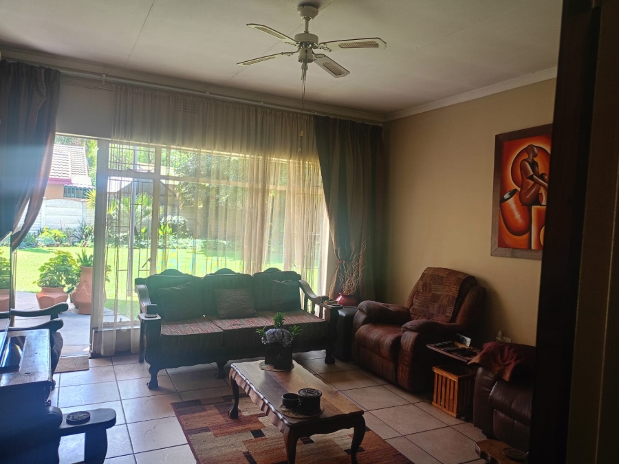 4 Bedroom Property for Sale in Sonland Park Gauteng