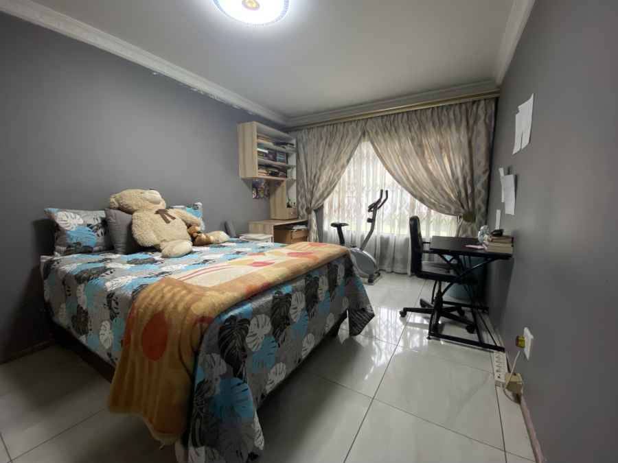3 Bedroom Property for Sale in Sonland Park Gauteng