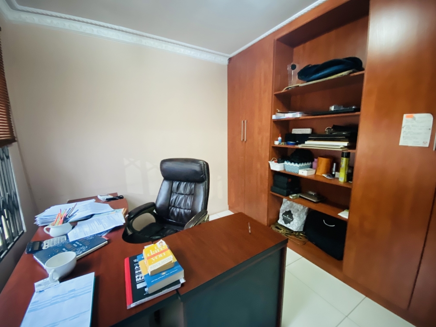 3 Bedroom Property for Sale in Sonland Park Gauteng