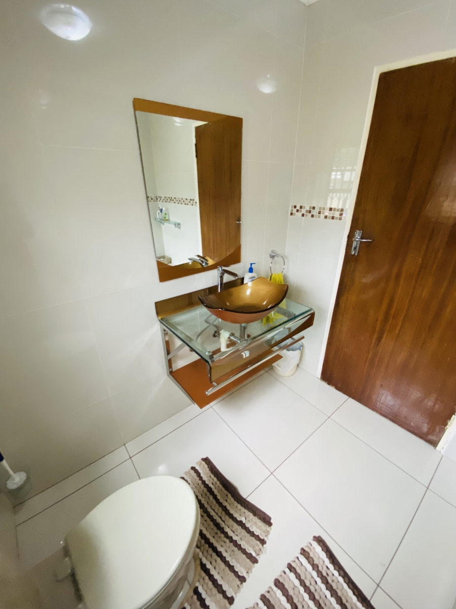 3 Bedroom Property for Sale in Sonland Park Gauteng