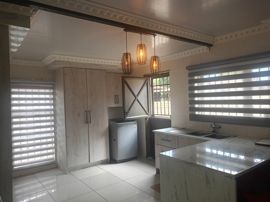 4 Bedroom Property for Sale in Sonland Park Gauteng