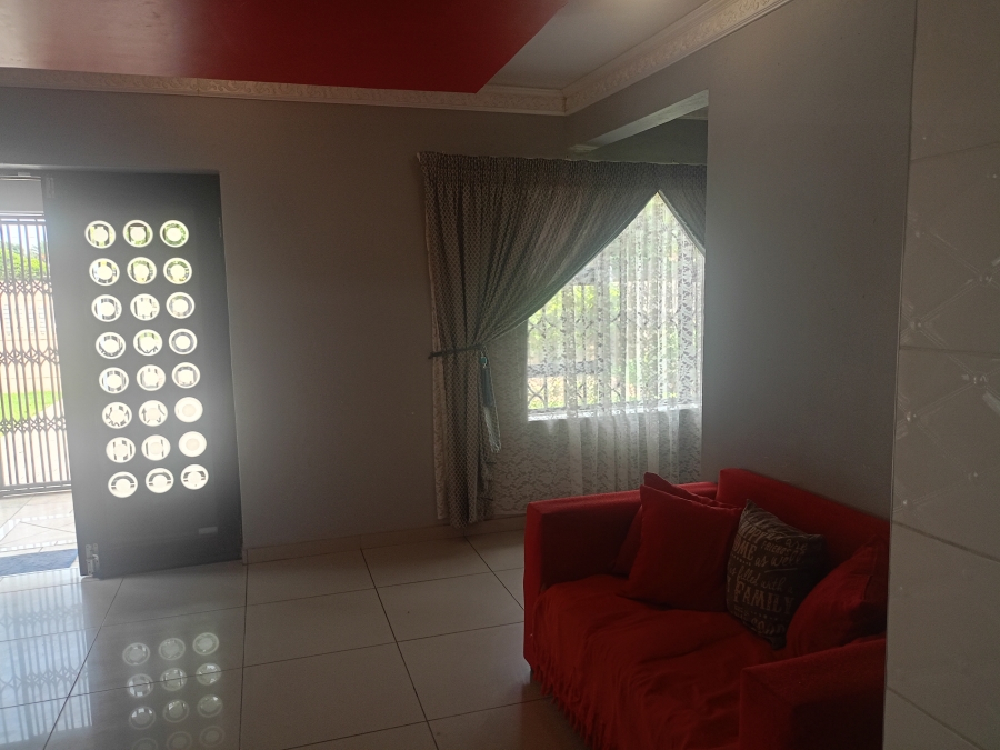 4 Bedroom Property for Sale in Sonland Park Gauteng