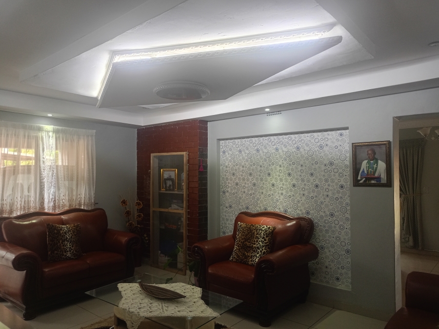 4 Bedroom Property for Sale in Sonland Park Gauteng