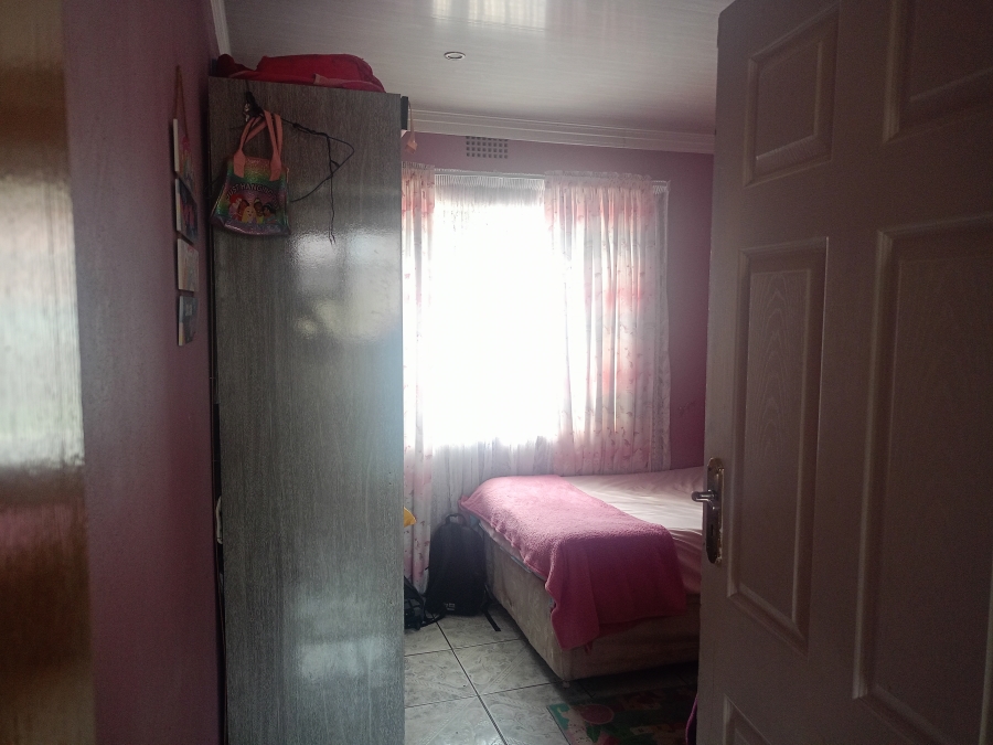 4 Bedroom Property for Sale in Sonland Park Gauteng