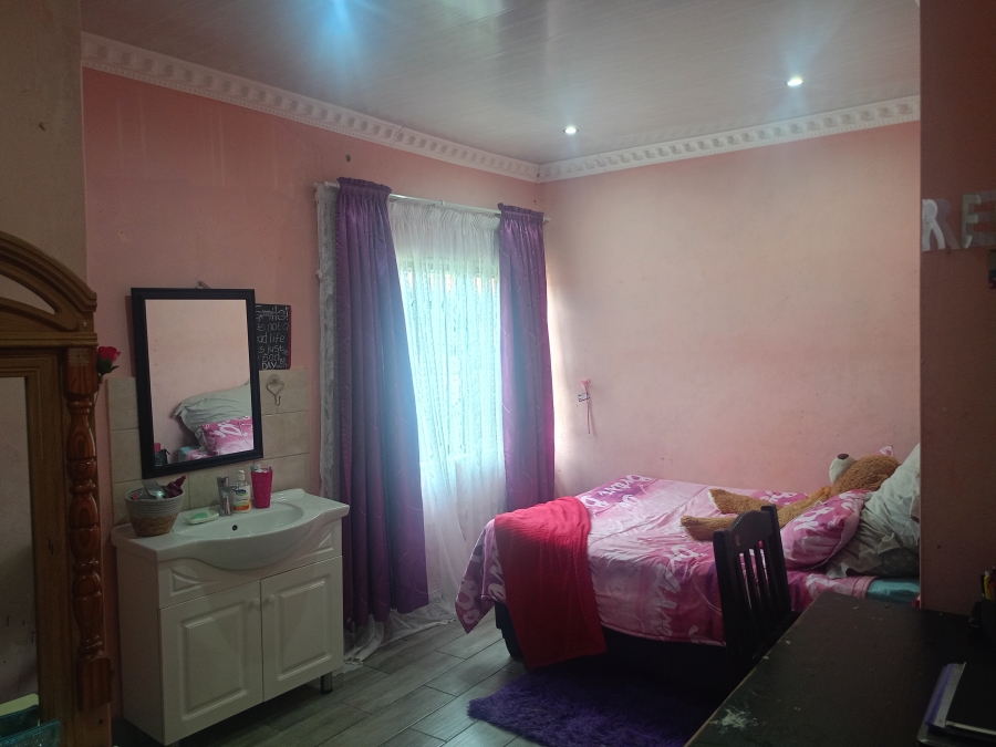 4 Bedroom Property for Sale in Sonland Park Gauteng
