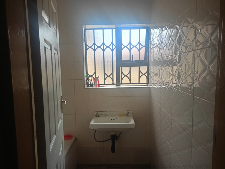 4 Bedroom Property for Sale in Sonland Park Gauteng