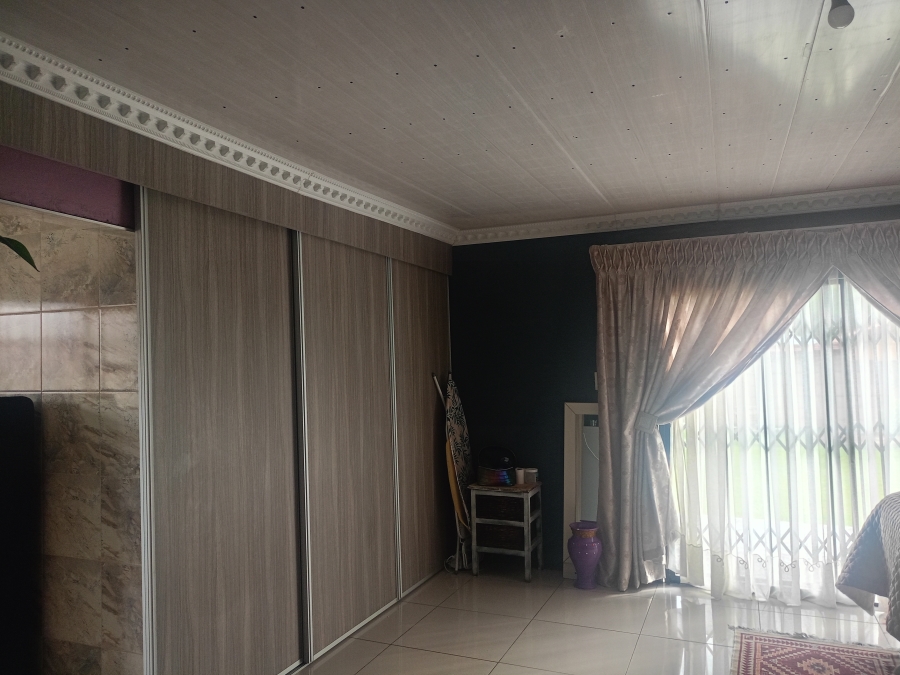 4 Bedroom Property for Sale in Sonland Park Gauteng