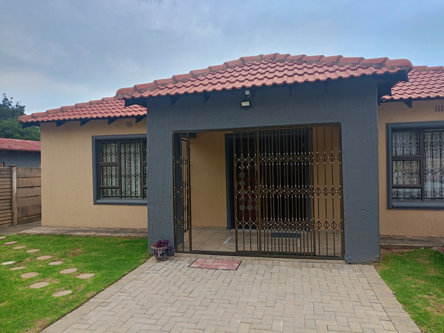 4 Bedroom Property for Sale in Sonland Park Gauteng