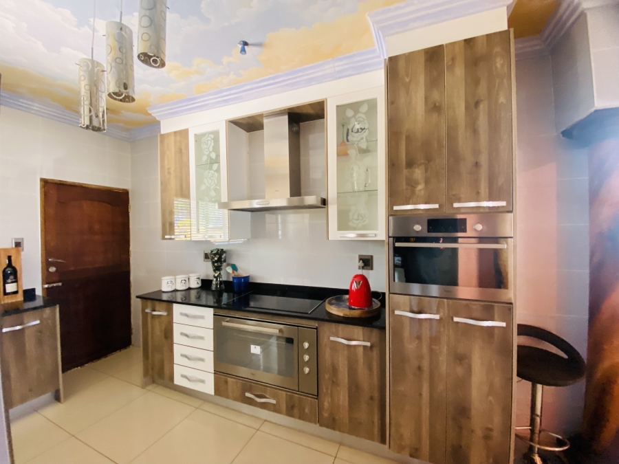 4 Bedroom Property for Sale in Three Rivers East Gauteng