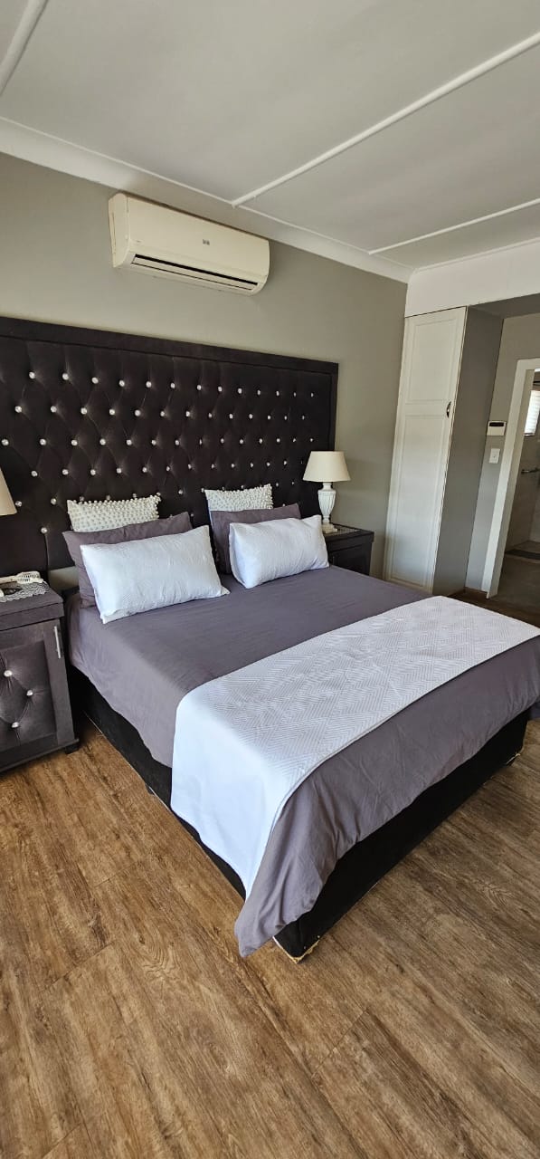 4 Bedroom Property for Sale in Three Rivers Gauteng