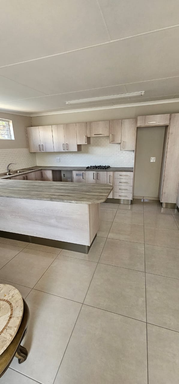 4 Bedroom Property for Sale in Three Rivers Gauteng