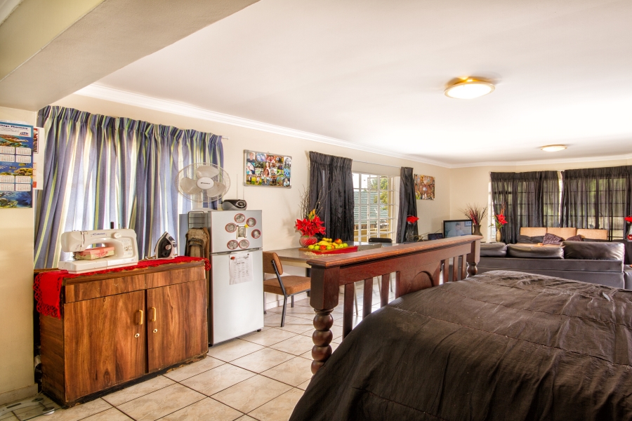 3 Bedroom Property for Sale in Radiokop Gauteng