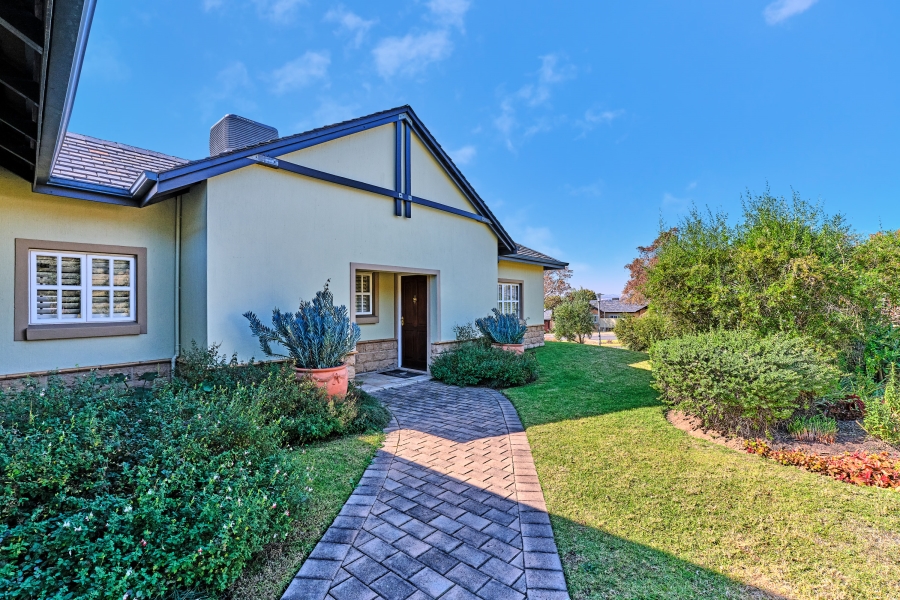 2 Bedroom Property for Sale in Waterfall Hills Mature Lifestyle Estate Gauteng