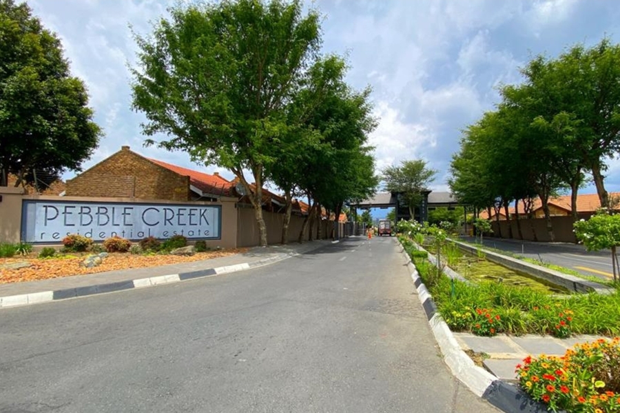 2 Bedroom Property for Sale in Greenstone Hill Gauteng