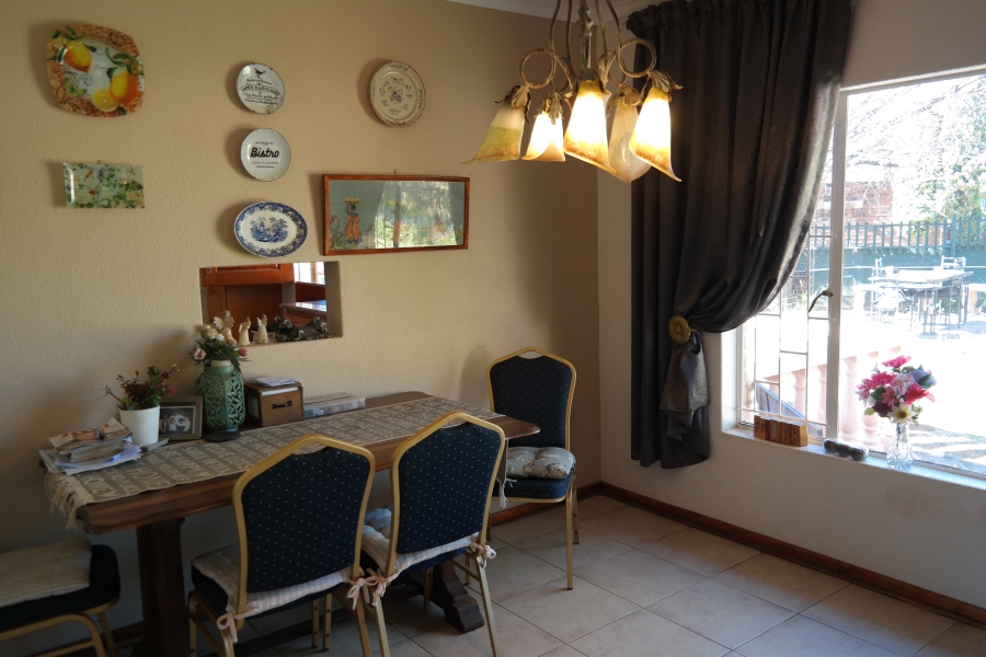 To Let 3 Bedroom Property for Rent in Randpoort Gauteng