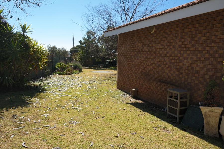 To Let 3 Bedroom Property for Rent in Randpoort Gauteng