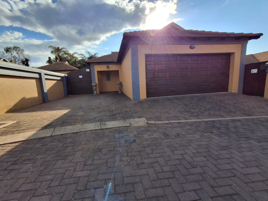 3 Bedroom Property for Sale in Heatherview Gauteng
