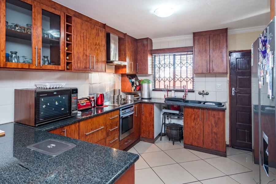 4 Bedroom Property for Sale in Cosmo City Gauteng