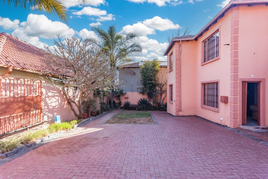 4 Bedroom Property for Sale in Cosmo City Gauteng