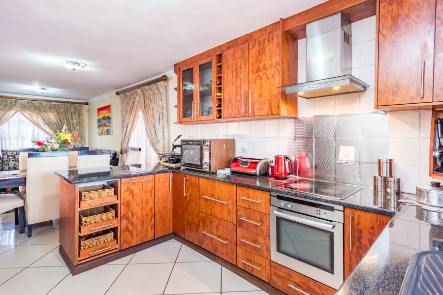 4 Bedroom Property for Sale in Cosmo City Gauteng