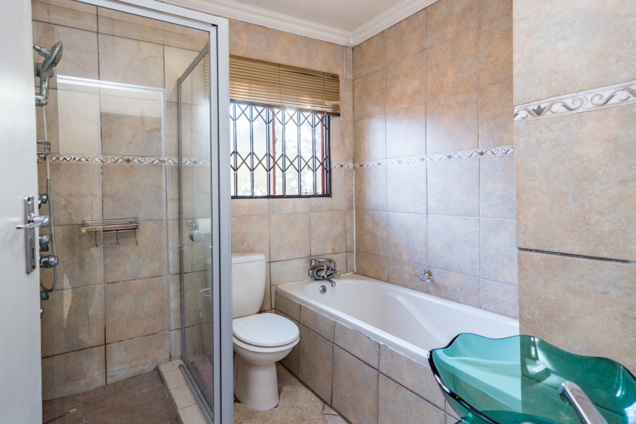 4 Bedroom Property for Sale in Cosmo City Gauteng