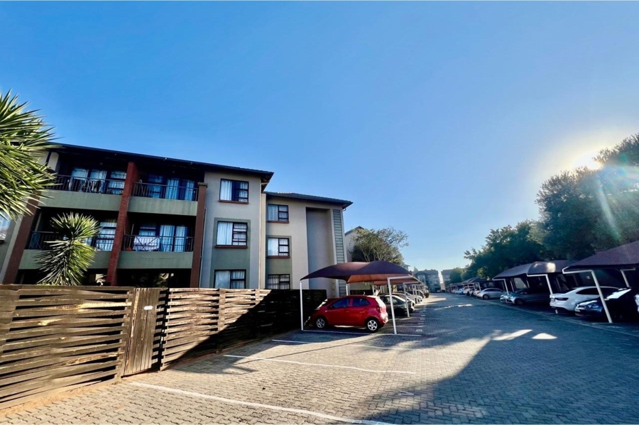 To Let 2 Bedroom Property for Rent in North Riding Gauteng