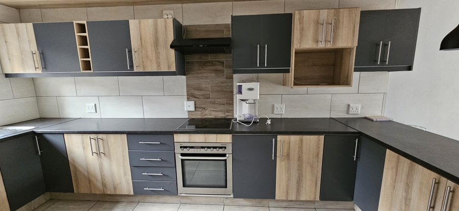 3 Bedroom Property for Sale in South Crest Gauteng
