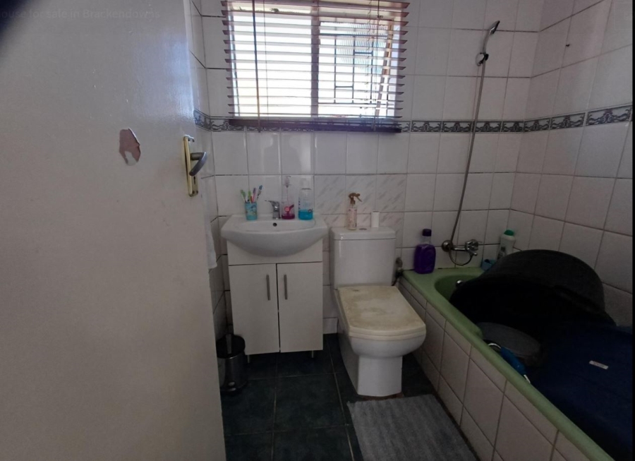 3 Bedroom Property for Sale in Brackendowns Gauteng