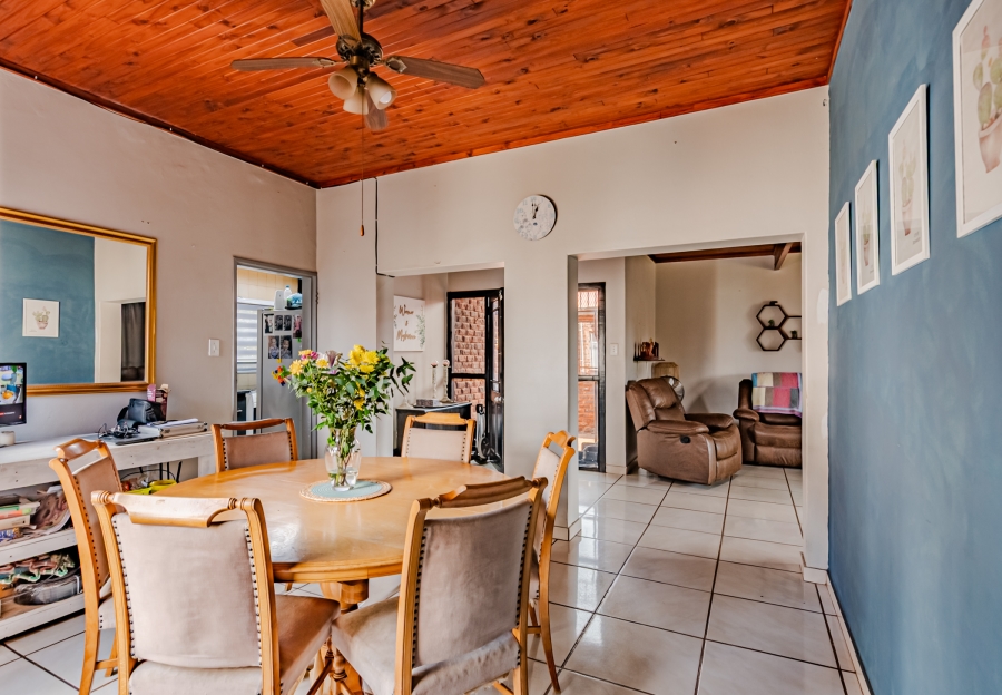 3 Bedroom Property for Sale in Dorandia Gauteng