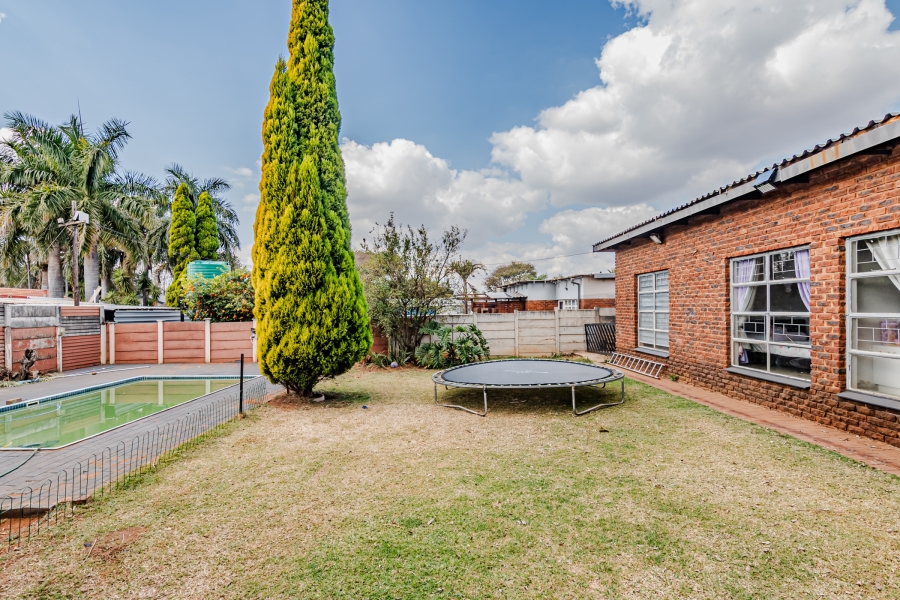3 Bedroom Property for Sale in Dorandia Gauteng