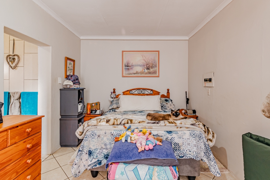 3 Bedroom Property for Sale in Dorandia Gauteng