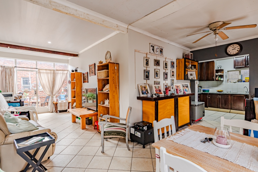 3 Bedroom Property for Sale in Dorandia Gauteng