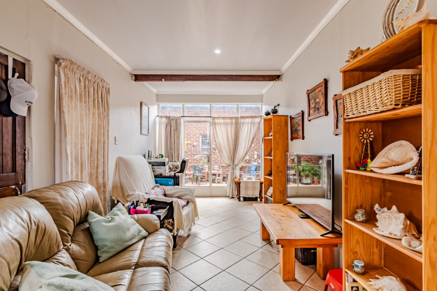 3 Bedroom Property for Sale in Dorandia Gauteng