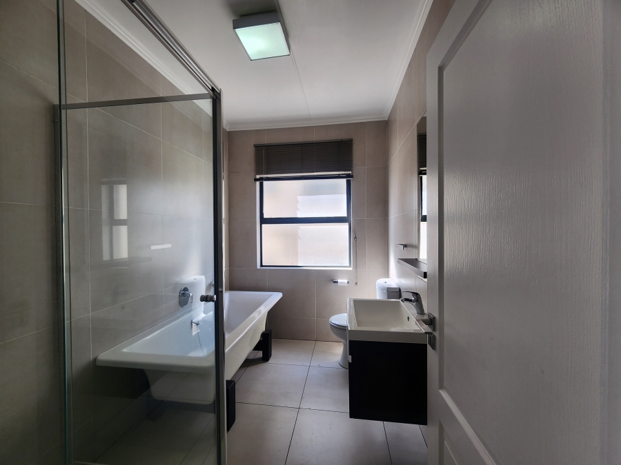 2 Bedroom Property for Sale in Fourways Gauteng