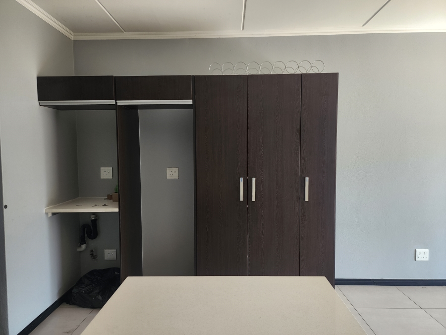 2 Bedroom Property for Sale in Fourways Gauteng