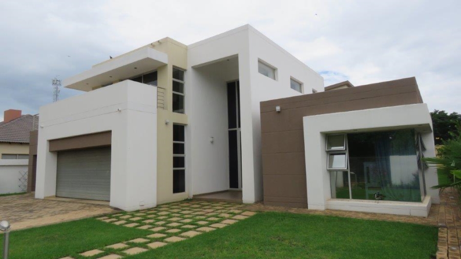 To Let 4 Bedroom Property for Rent in Silverwoods Country Estate Gauteng