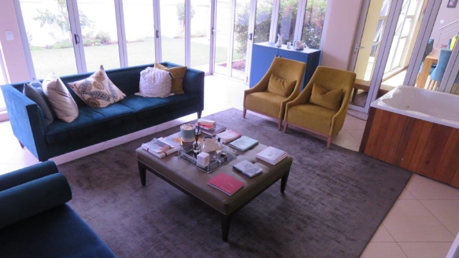 To Let 4 Bedroom Property for Rent in Silverwoods Country Estate Gauteng