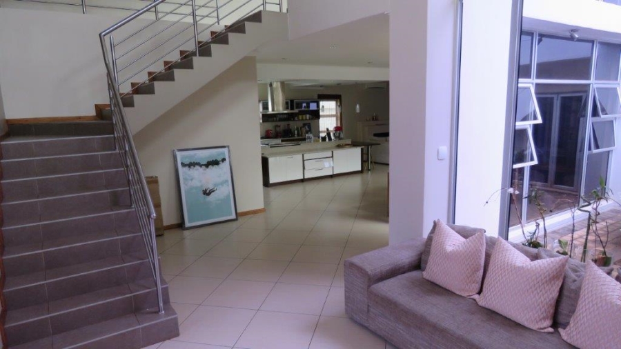 To Let 4 Bedroom Property for Rent in Silverwoods Country Estate Gauteng
