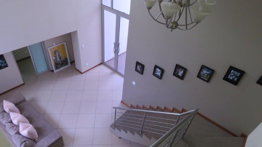 To Let 4 Bedroom Property for Rent in Silverwoods Country Estate Gauteng