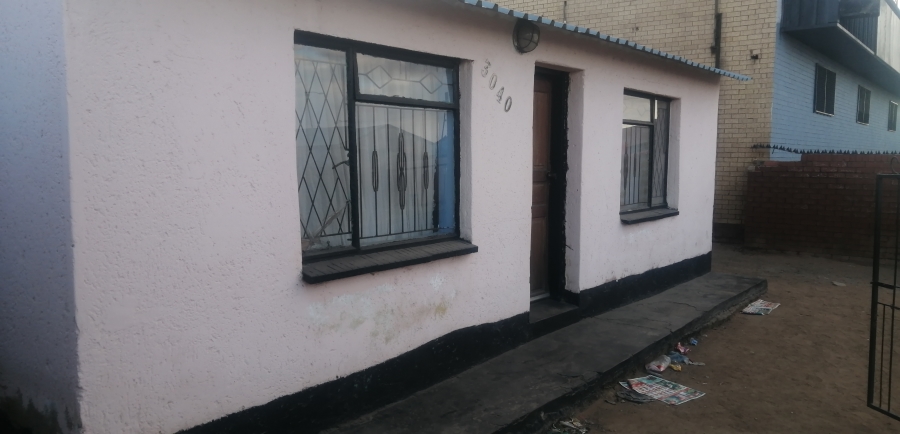 1 Bedroom Property for Sale in Kagiso Gauteng