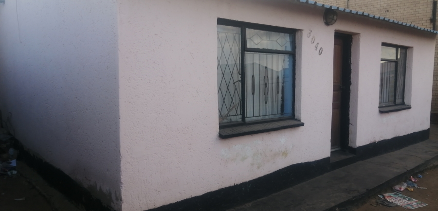 1 Bedroom Property for Sale in Kagiso Gauteng